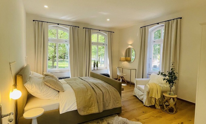 Bad Bevensen Apartment | Bevensen Apartment Suite 2 Imperial Post - Beautiful living in a monument