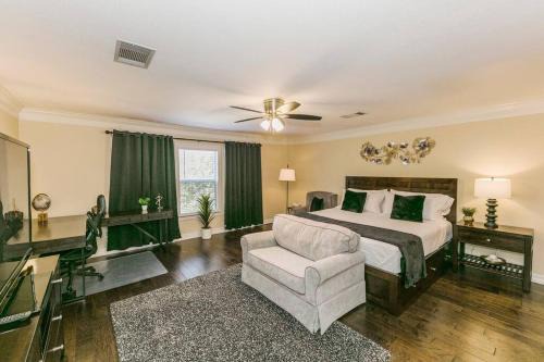 Meadow Lake House | Big and cozy bedrooms with gorgeous backyard!