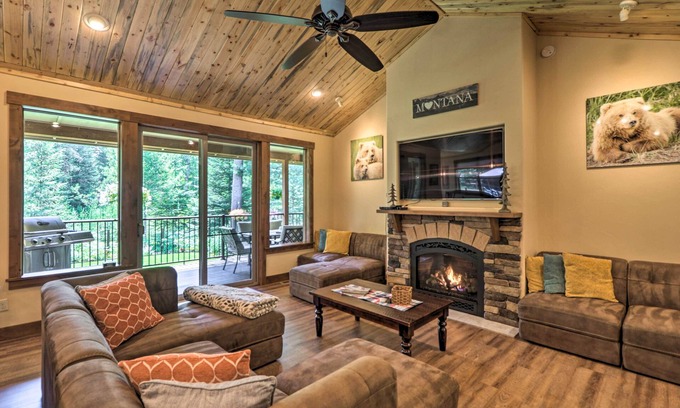 Bigfork House | Bigfork Modern Living - Pet & Family Friendly!