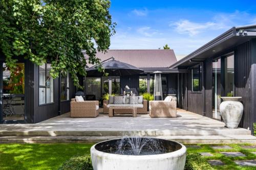 Blenheim House | Black Luxury Lodge