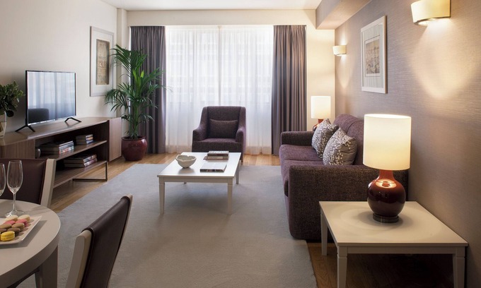 Santo Antonio Hotel | Blissful Lisboa Getaway at Altis Suites – 2 Family-Friendly Units, Pets Allowed!