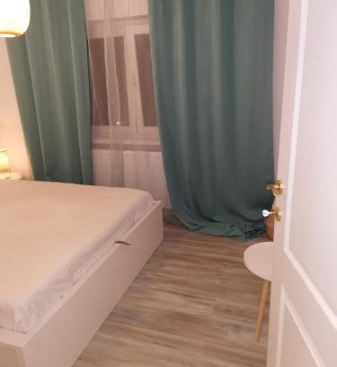 Craiova Apartment | Bloom Box Apartments
