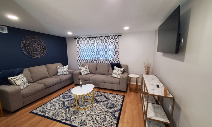 Mount Saint Joseph House | Blue Breeze