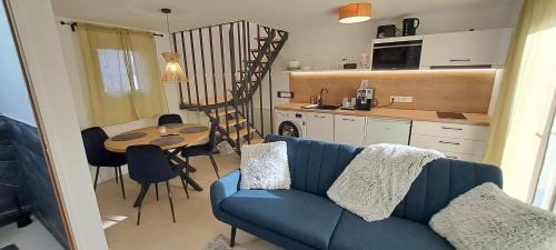 Mako Apartment | Blue Cottage