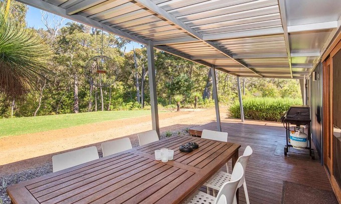 Margaret River House | Blue Haven Margaret River tranquil bush retreat