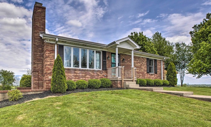 Mc Kinney House | 'Blue Moon Cottage' w/Amazing Views of 5 Counties