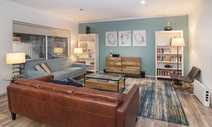 Geographe House | Blue Retreat - 10min walk to the beach, Ducted & Heating