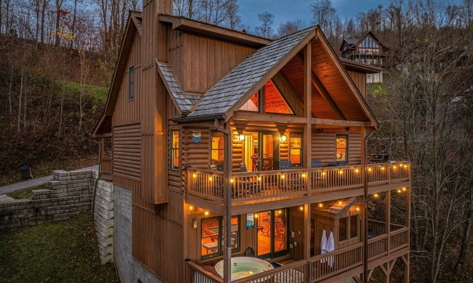 Wolf Laurel Cabin | Blue Ridge Mountain Cabin with Stunning Views