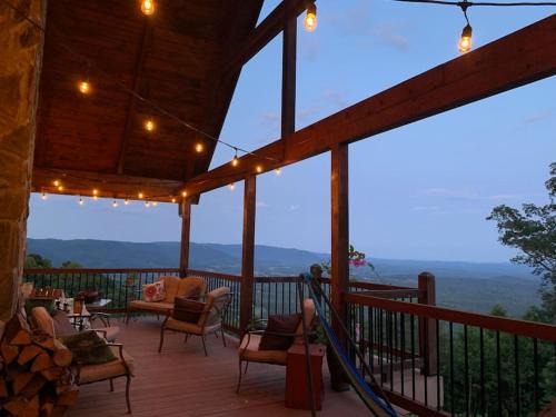 Cana House | Blue Ridge Parkway Panoramic Paradise-60 Mile View
