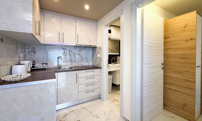 Katerini House | Blue Star Suites by SDR