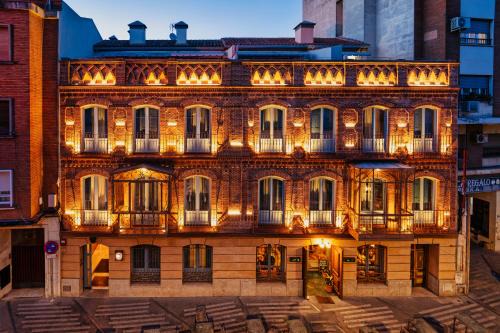 Talavera de la Reina Apartment | Blue Windows House