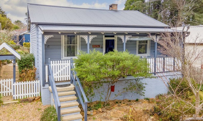 Katoomba House | Bluebell Cottage @ Katoomba