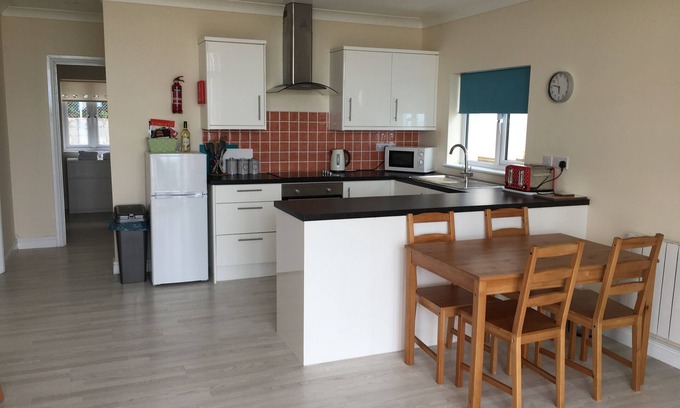 Pendine Apartment | Bluebird - Coastal Charm in Carmarthenshire