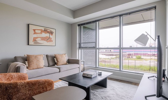 East Cambridge Apartment | Blueground | East Cambridge, fitness, nr Charles River