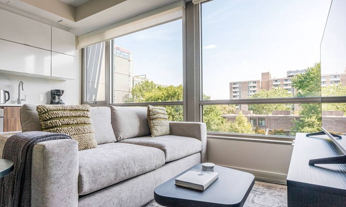 Capitol Hill Apartment | Blueground | Southwest Waterfront, view, nr Tidal Basin