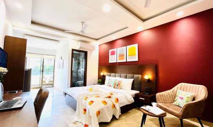 DLF Phase 3 Hotel | BluO Studio4 DLF Cybercity - Balcony, Gym TT, Lift