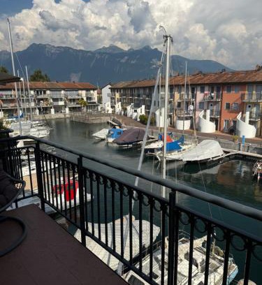 Bouveret Apartment | BnB la Vague