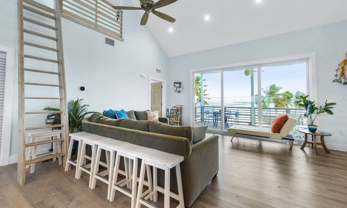 Big Pine Key House | Boat dockage & a great Gulf-front Big Pine retreat