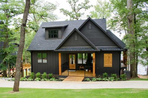 Farmerville House | Bobcat Cabin Lake D'Arbonne