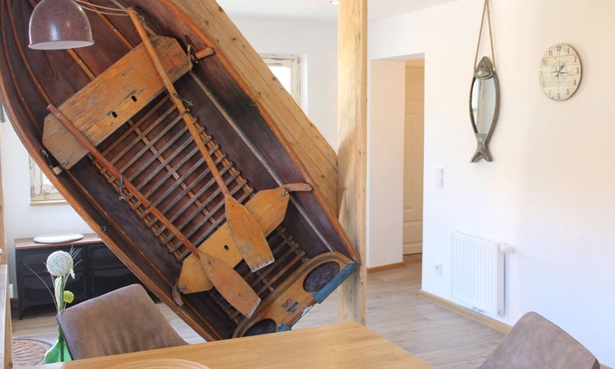 Born auf dem Darss House | Boddenkahn - cozy terrace, carpot, table tennis, WLAN