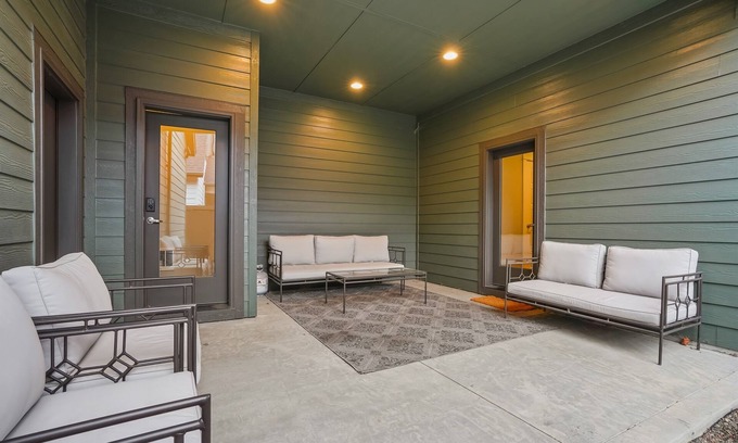 Garden City House | Boise Foothills Luxury Home | Close to Bogus Basin