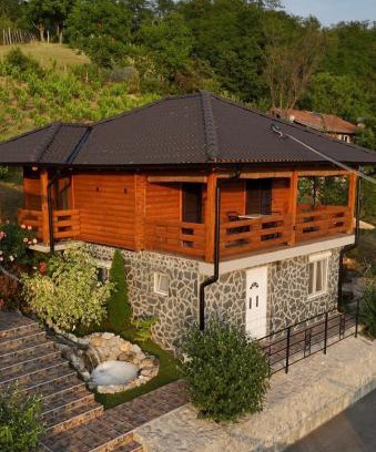 Central Serbia Apartment | Boja zalaska - drveni apartman