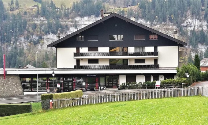 Champery Apartment | Bonavau studio3