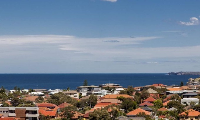 North Bondi Apartment | Bondi Views, Stunning Reviews, The Perfect Escape From Everyday Blues/Sept Deal