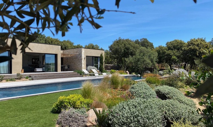 Bonifacio Villa | Bonifacio, Contemporary luxury villa