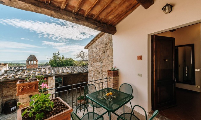 Villa A Sesta Apartment | Borgo 4