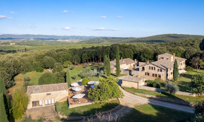 Monteriggioni Villa | Borgo Gallinaio 32, Emma Villas