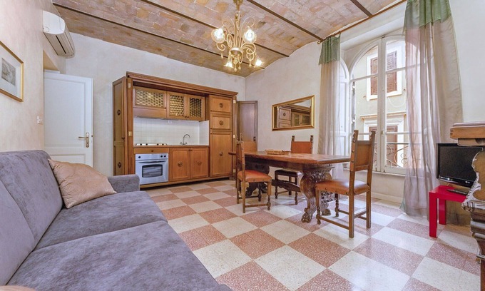Rione XIV Borgo Apartment | Borgo Vittorio, Cozy 1 Bdr Flat Near Vatican By Halldis