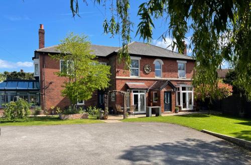Spondon House | Borrowfield Lodge
