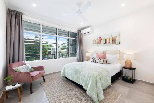 Rapid Creek Apartment | 'Botanica Aguila' Chic Nightcliff Balcony Pad