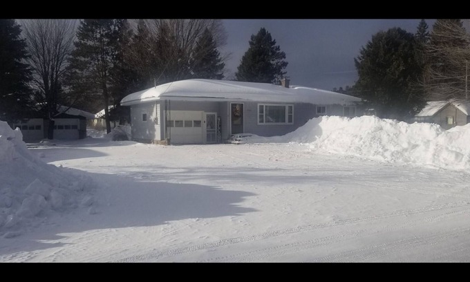 Bergland House | Bottland Rental direct access to Snowmobile/UTV trails 1 block from Lake Gogebic