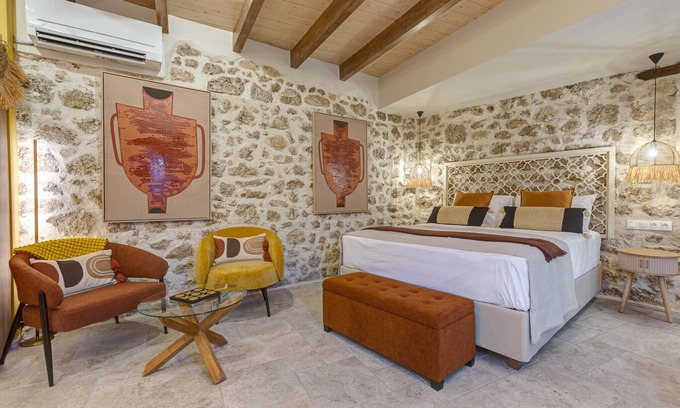 Doukades Apartment | Botzos Residence - Terracotta Suite