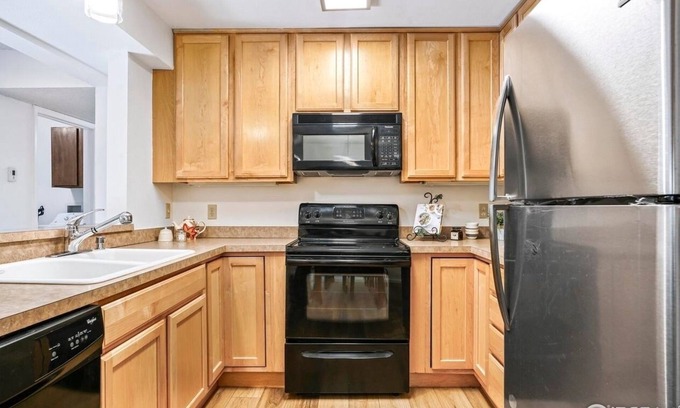 Gunbarrel Condo | Boulder Serene Neighborhood Condo with lush trees