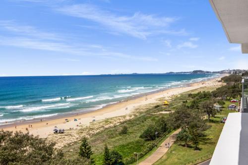 Broadbeach Apartment | Boulevard Towers on Broadbeach
