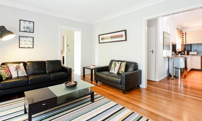 Sandringham House | BOUTIQUE STAYS - Sandyside 1