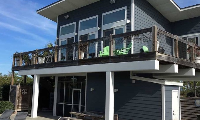 Cape San Blas House | Bow Wow Bungalow - Gulf View, Pet Friendly Fenced Yard, Lap Pool, 3 Min Walk to Gulf