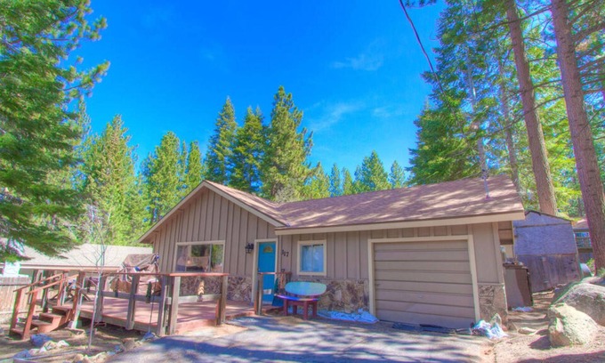 Lower Kingsbury Cabin | Bowers Mansion by Lake Tahoe Accommodations