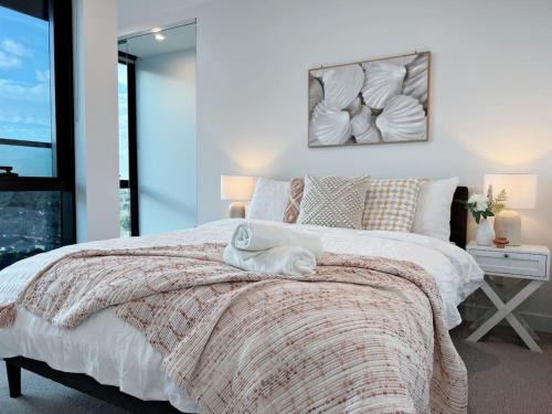 Box Hill Apartment | Box Hill 1BR Apt with Pool,Gym,Sauna l158