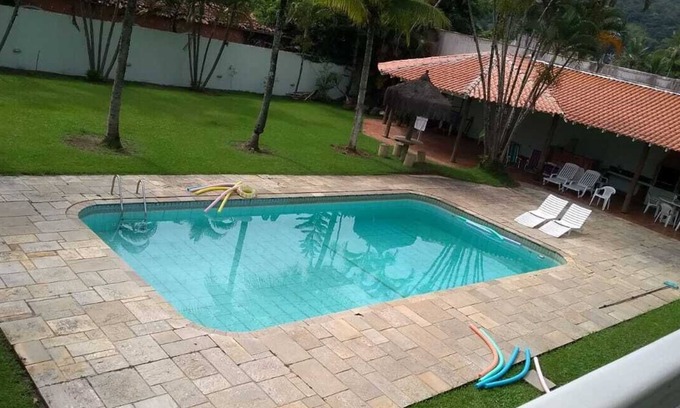 Balneario Praia do Pernambuco House | Casa 4 Suites- Piscina/churrasqueira, Wi-fi, Próximo à Praia de Pernambuco