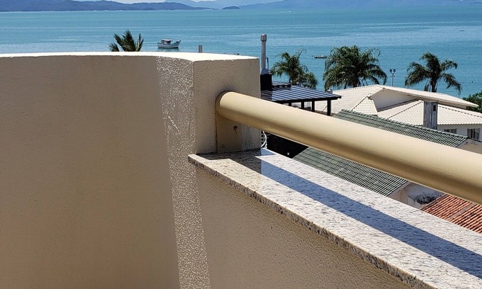 Cachoeira do Bom Jesus Apartment | Beautiful Sea View