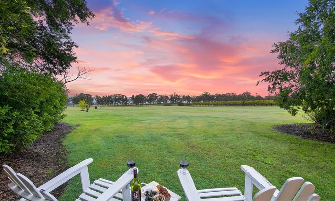 Rothbury Cottage | Bracken Ridge Vineyard - The Kingston - Villa 3