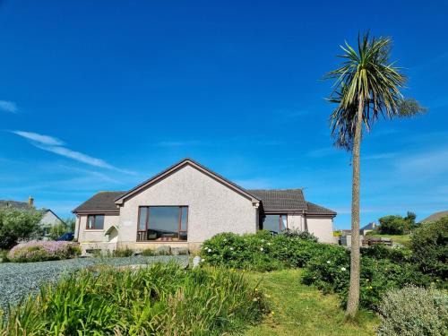 Aisgernis Bed & Breakfast | Brae Lea House, Lochboisdale, South Uist. Outer Hebrides