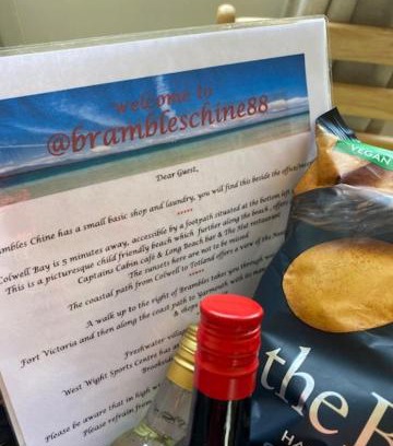 Freshwater Ski Chalet | Brambles chine