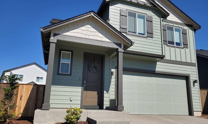 Corvallis House | Brand new, 3b/2.5ba, Family Friendly, Monthly Rental