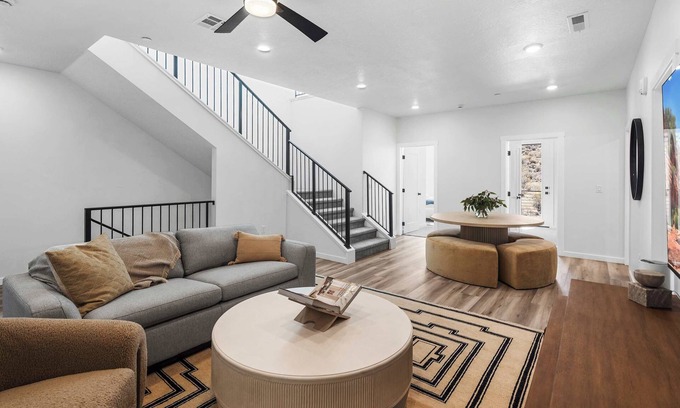 St. George Condo | Brand New! Desert Cliff – Sleeps 20 Guests!