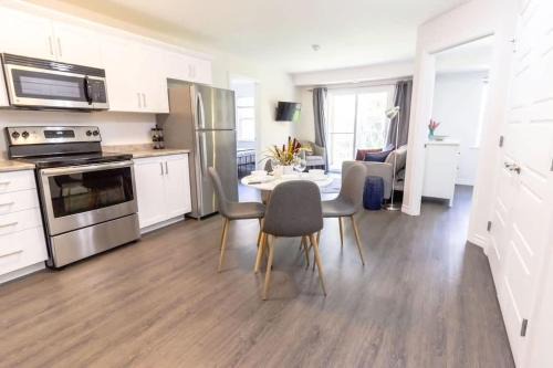 Saint John House | Brand new Gorgeous Condo Near UNB & Hospital Coffe